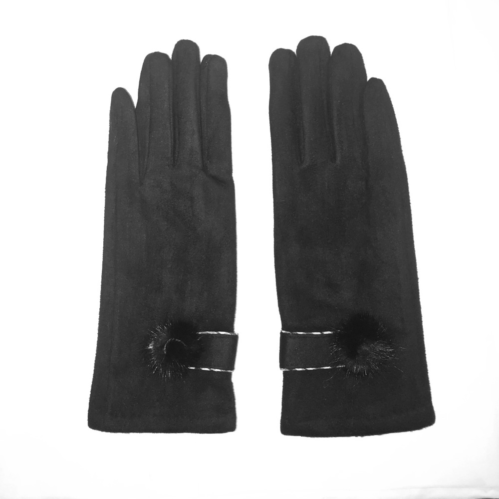 Brand New Women’s Small/Medium Soft Suede Gloves